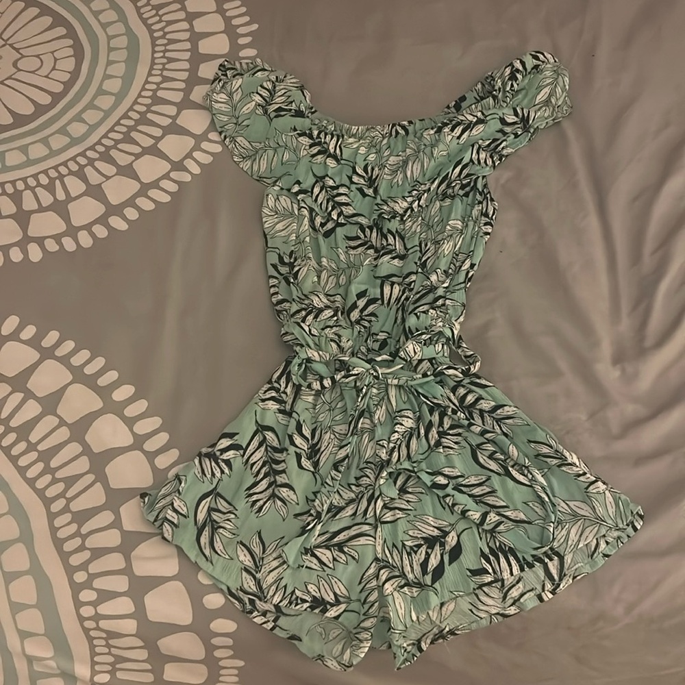 Short romper